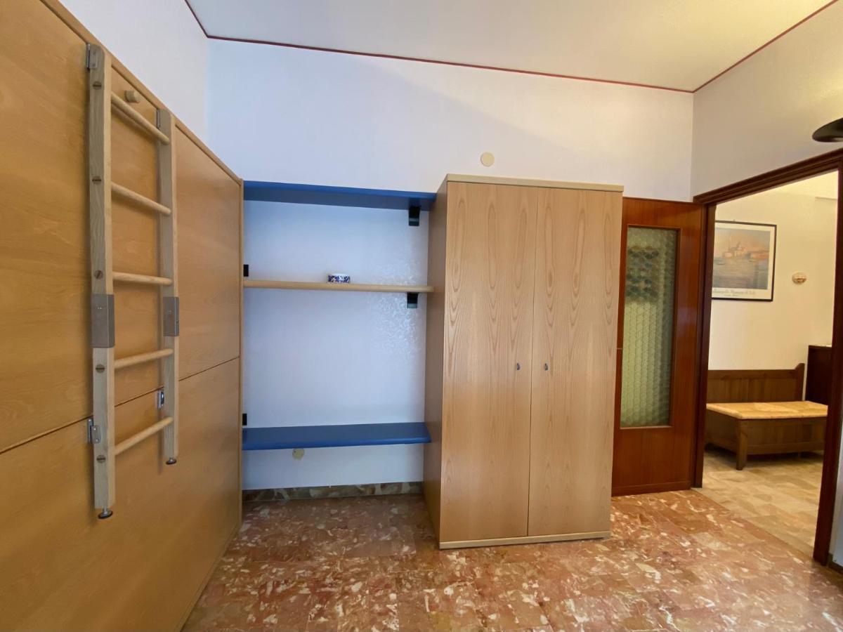 Hostdomus - Bilocale Sul Borgo Apartment Finale Ligure Exterior photo